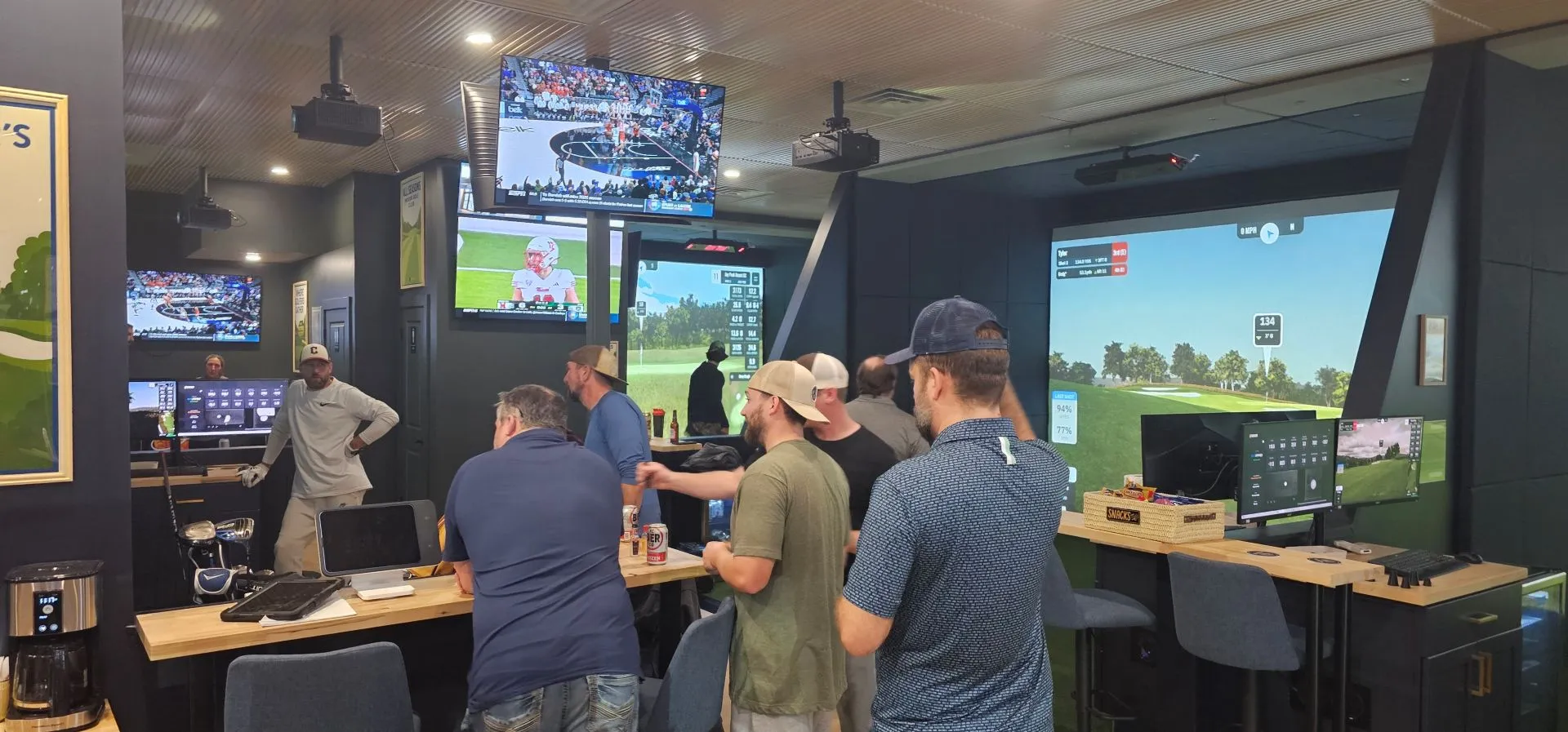 Indoor golf membership at All Seasons Indoor Golf Club in Kansas City
